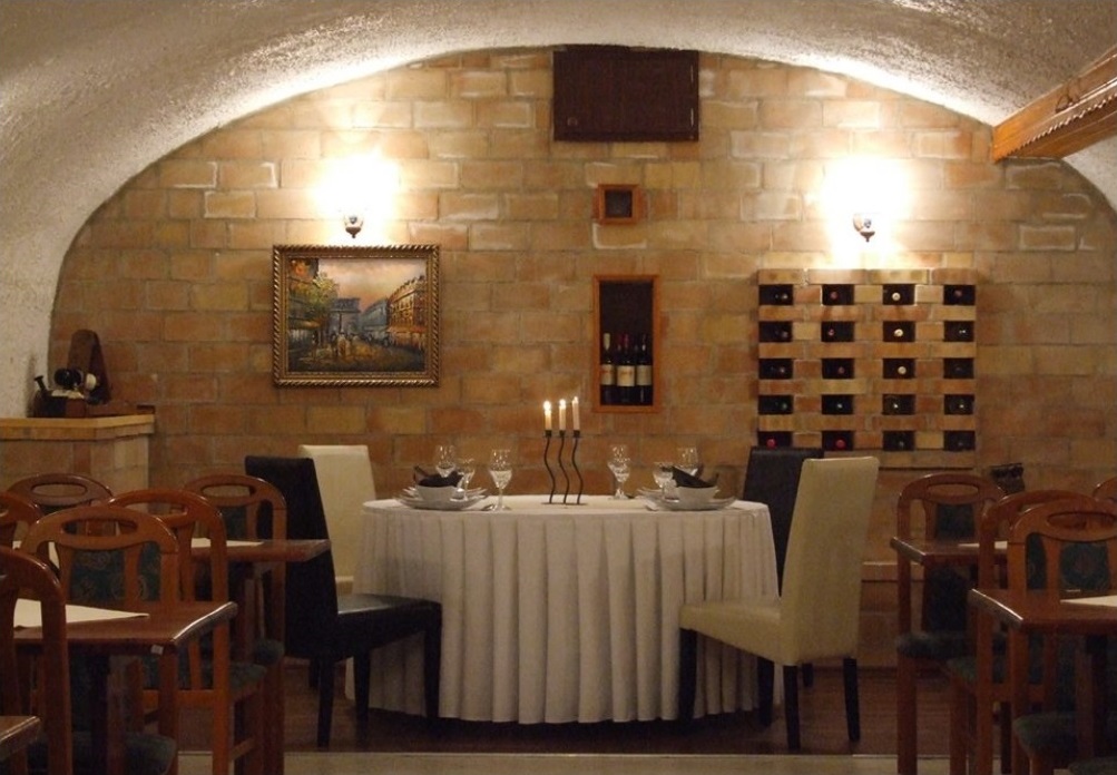 Aranypince Vendéglő